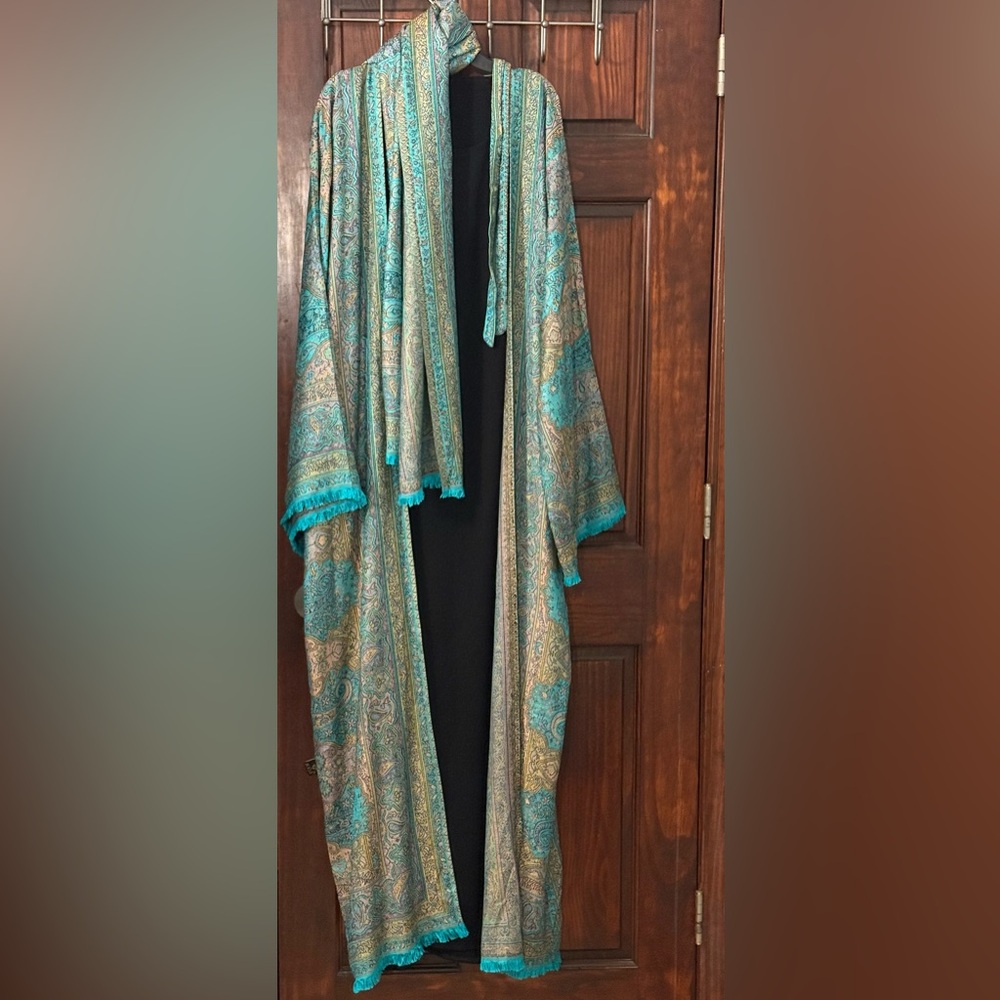 Pashmina Floral Abaya 4piece Set With Black Half Sleeves inner Size:58